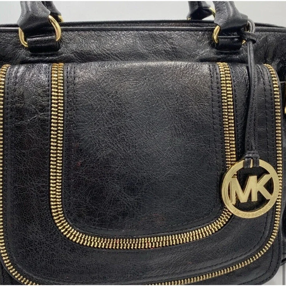 MICHAEL KORS Naomi Large Satchel Black Luxury Leather Zippers Handbag Purse‎ Bag